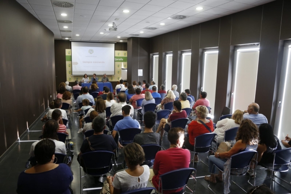 El Ayuntamiento de Mairena del Aljarafe presenta el programa de actividades de diversidad funcional
