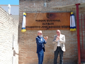 Valencina rinde homenaje a su exalcalde Francisco Jos&eacute; Navarro G&oacute;mez y da su nombre al parque en la Avenida de Andaluc&iacute;a
