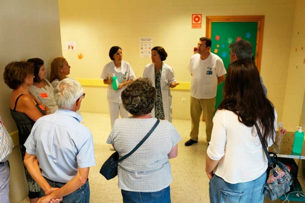 El Hospital San Juan de Dios del Aljarafe inicia una campaña de formación en higiene de manos para los familiares de los pacientes