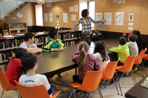Medio millar de escolares participa en estos d&iacute;as en la IX Semana del Libro de Gines