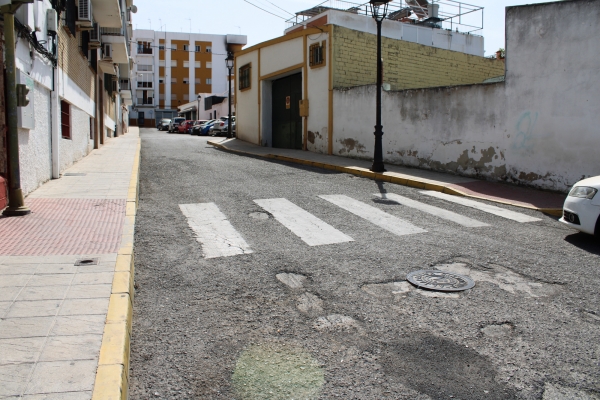 M&aacute;s de 50 calles de Gines  se beneficiar&aacute;n del II Plan  Municipal de Reasfaltado
