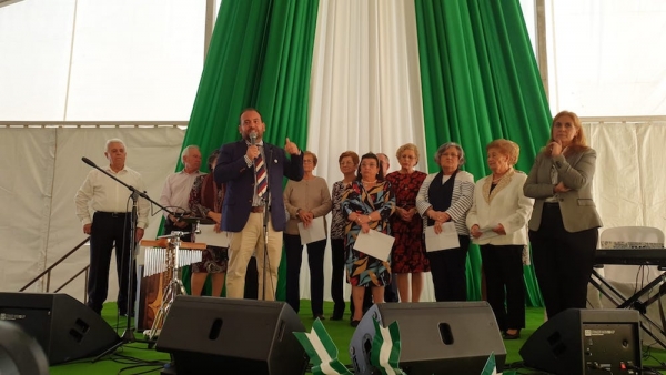 Homenaje a los Mayores de La Algaba con sabor andaluz