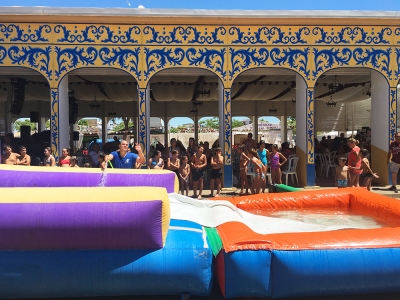 La Feria de las Nieves de Olivares llega a su ecuador con mucha afluencia de p&uacute;blico