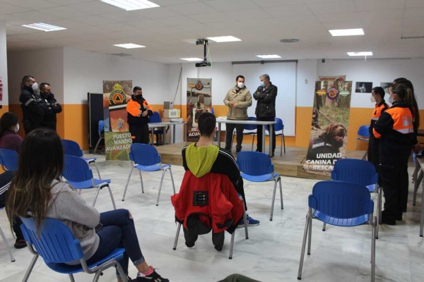 Gines cuenta ya con una unidad de Protecci&oacute;n Civil
