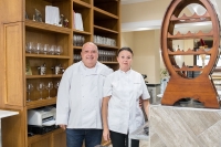 El restaurante Lopis presenta su nuevo men&uacute; degustaci&oacute;n de temporada con un recorrido por Huelva a trav&eacute;s de sus platos