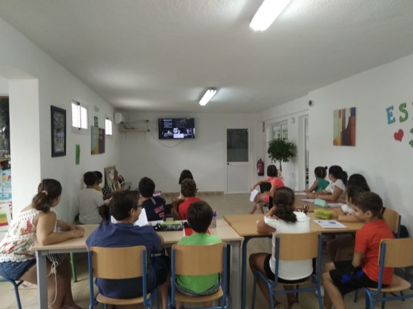 M&aacute;s de 80 ni&ntilde;os y j&oacute;venes acuden al Taller de T&eacute;cnicas de Estudio a aprender a estudiar