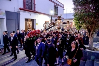 Tomares vive con gran emoci&oacute;n y recogimiento el V&iacute;a Crucis del Smo. Cristo de la Vera Cruz