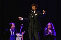Manuel Lombo canta a la Navidad en Tomares
