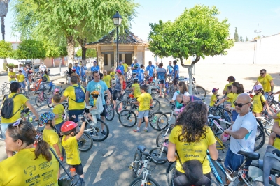 M&aacute;s de 250 inscritos en el D&iacute;a Local de la Bicicleta de Benacaz&oacute;n