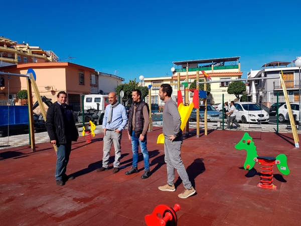 El Parque infantil de la barriada de San Jos&eacute; Obrero de San Juan de Aznalfarache ya est&aacute; a disposici&oacute;n de los ni&ntilde;os de la zona