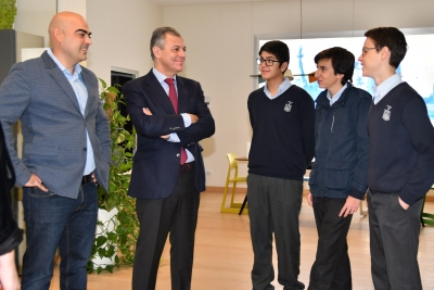 Media Interactiva entrega la ayuda que permitir&aacute; al Colegio Buen Pastor representar a Espa&ntilde;a en las Olimpiadas de Ciencia de Doha