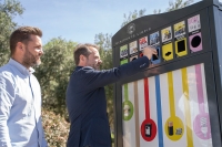 Mairena contin&uacute;a ampliando los servicios de limpieza