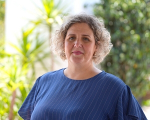 Clara Monrobé, alcaldesa de Bollullos de la Mitación: “Hemos pasado de no tener Pabellón a disponer de uno de los mejores equipados de la comarca”