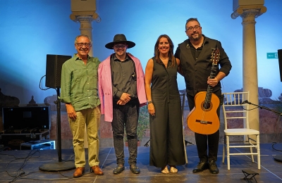 El Perrete conquista al público de la XLVI Noche Flamenca Ecijana en una brillante noche dedicada a Pepe Marchena