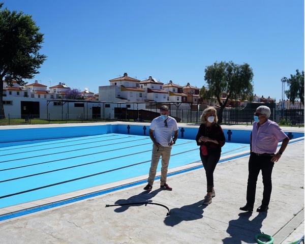 Castilleja de la Cuesta abrir&aacute; la piscina municipal, el campus de verano y los cursos de nataci&oacute;n