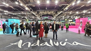 Bollullos de la Mitaci&oacute;n pone en valor su mosto y tradiciones en FITUR 2024