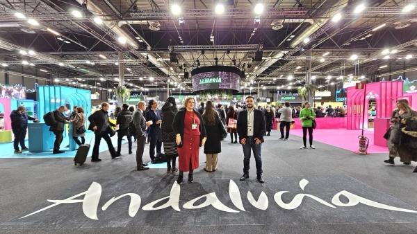 Bollullos de la Mitaci&oacute;n pone en valor su mosto y tradiciones en FITUR 2024