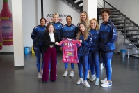 El Milagrito apoya desde hace dos a&ntilde;os el deporte de base femenino: al equipo revelaci&oacute;n Voleibol Dos Hermanas