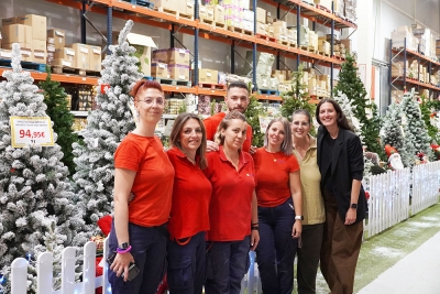 Plasticosur da el pistoletazo de salida a la campa&ntilde;a de Navidad 2025