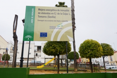 La Junta inicia las obras de rehabilitaci&oacute;n de las viviendas sociales de La Cepa en Tomares