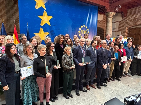 Salteras recibe el Premio Nacional a la Prevenci&oacute;n del Absentismo Escolar en el IX Concurso de Buenas Pr&aacute;cticas Municipales