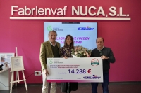 El Milagrito dona a la Asociaci&oacute;n contra el C&aacute;ncer 14.288 &euro; tras vender 274.000 botellas