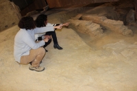 Nuevas excavaciones en el cerro del Monumento de San Juan de Aznalfarache sacan a la luz una bodega de la &eacute;poca de Augusto