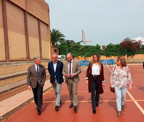 Proyecto para la reforma de la fachada del IES N&eacute;stor Almendros de Tomares