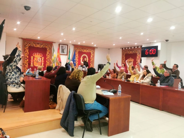 Bormujos aprueba en pleno la puesta en marcha de una lanzadera al metro, tras  el acuerdo con el consorcio de transportes