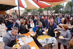 Gines celebra este viernes 6 el D&iacute;a de la Constituci&oacute;n con paellas, dulces y m&uacute;sica en directo