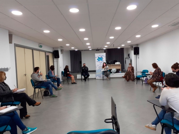 Celebrada la reuni&oacute;n de la comisi&oacute;n de riesgo para la prevenci&oacute;n, sensibilizaci&oacute;n e intervenci&oacute;n sobre drogas y adicciones en el centro c&iacute;vico de Olivares "El Prado"